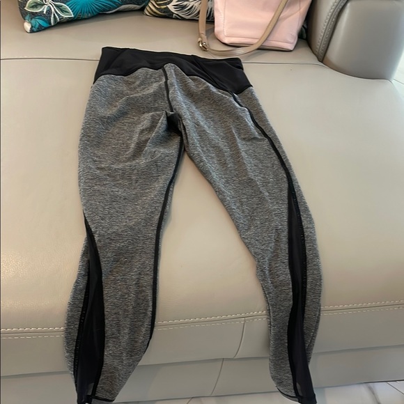 Lululemon Athletica Black and Gray Active Leggings - Picture 4 of 4